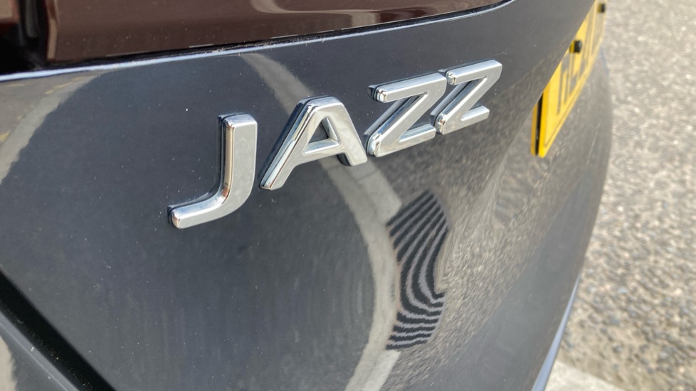 Honda Jazz 1.5 i-MMD Hybrid EX 5dr eCVT Hybrid Hatchback - Image 13
