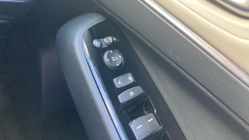 Honda HR-V 1.5 eHEV Advance Style 5dr CVT Hybrid Hatchback - Image 19