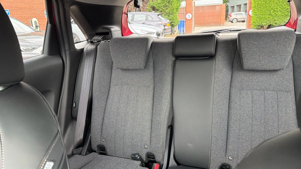 Honda Jazz 1.5 i-MMD Hybrid EX 5dr eCVT Hybrid Hatchback - Image 8