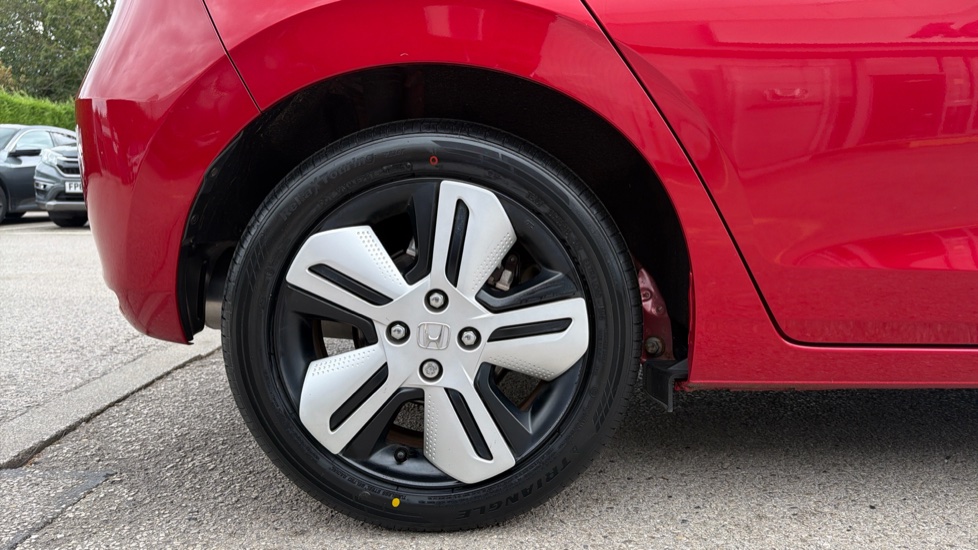 Honda Jazz 1.5 i-MMD Hybrid EX 5dr eCVT Hybrid Hatchback - Image 9