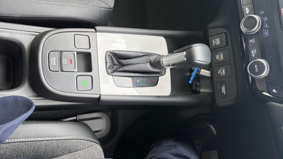 Honda Jazz 1.5 i-MMD Hybrid EX 5dr eCVT Hybrid Hatchback - Image 29