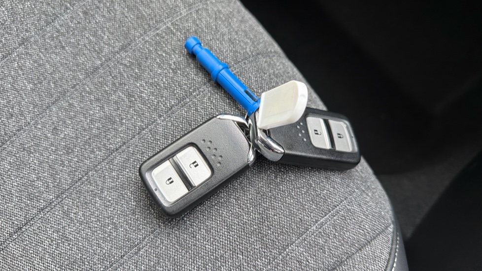 Honda Jazz 1.5 i-MMD Hybrid EX 5dr eCVT Hybrid Hatchback - Image 30