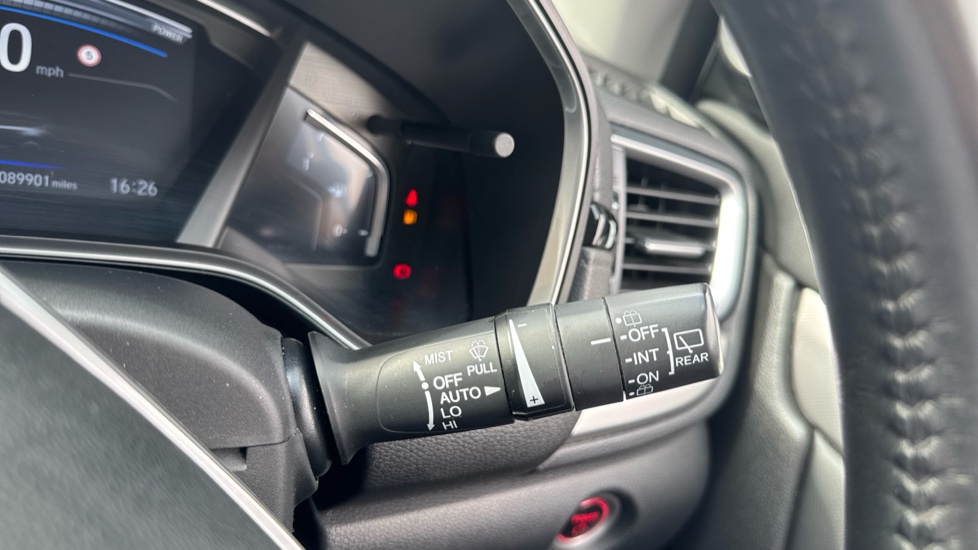 Honda CR-V 2.0 i-MMD Hybrid SR 5dr eCVT Hybrid Estate - Image 15