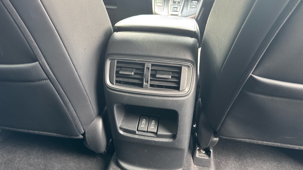 Honda CR-V 2.0 i-MMD Hybrid SR 5dr eCVT Hybrid Estate - Image 28