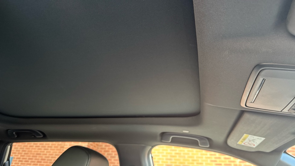 Honda CR-V 2.0 ePHEV Advance Tech 5dr eCVT Estate - Image 34