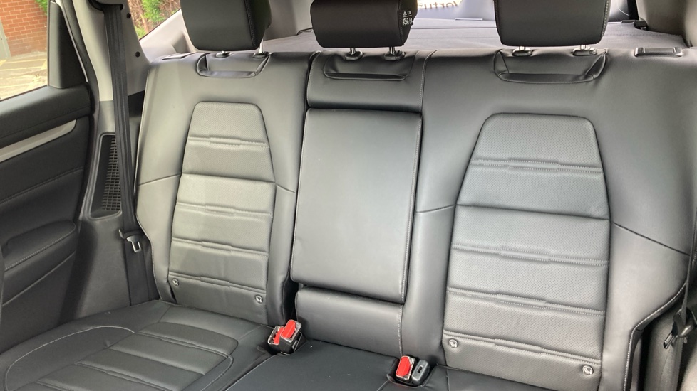 Honda CR-V 2.0 i-MMD Hybrid SR 5dr eCVT Hybrid Estate - Image 8