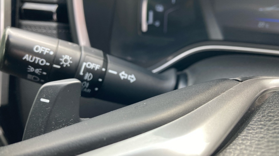 Honda CR-V 2.0 i-MMD Hybrid SR 5dr eCVT Hybrid Estate - Image 31