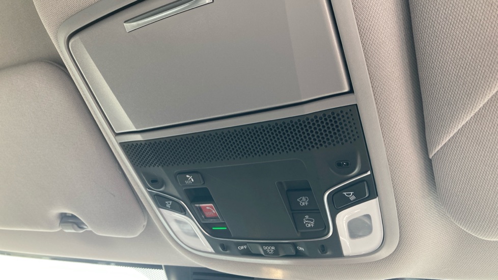Honda CR-V 2.0 i-MMD Hybrid SR 5dr eCVT Hybrid Estate - Image 37