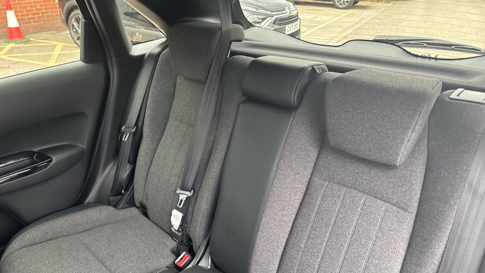 Honda Jazz 1.5 i-MMD Hybrid SR 5dr eCVT Hybrid Hatchback - Image 8