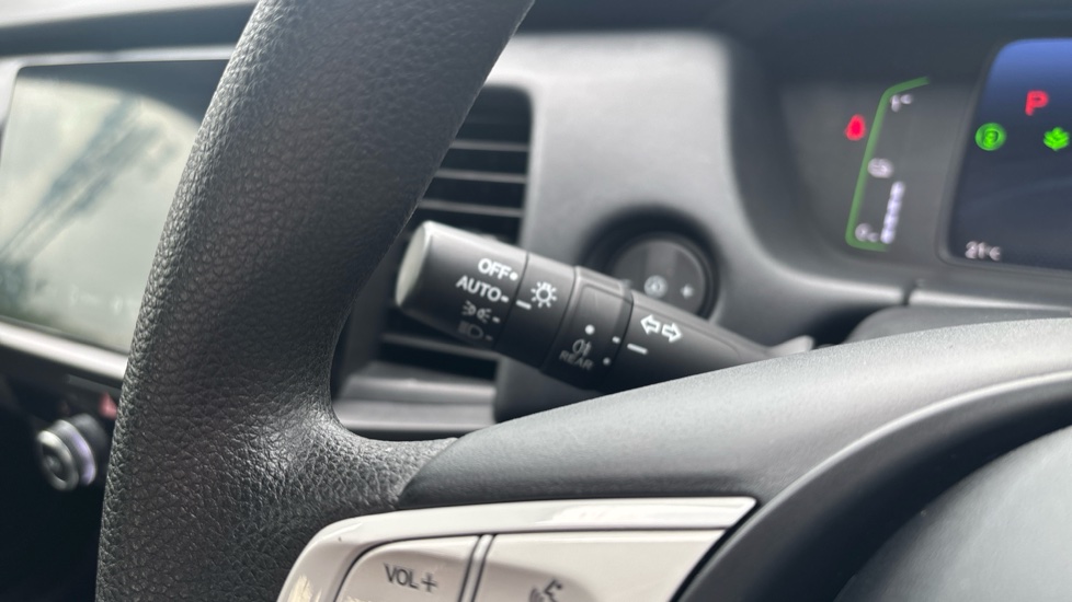 Honda Jazz 1.5 i-MMD Hybrid SR 5dr eCVT Hybrid Hatchback - Image 15