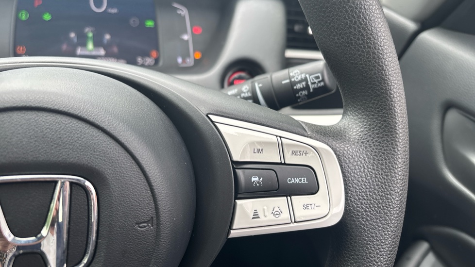 Honda Jazz 1.5 i-MMD Hybrid SR 5dr eCVT Hybrid Hatchback - Image 17