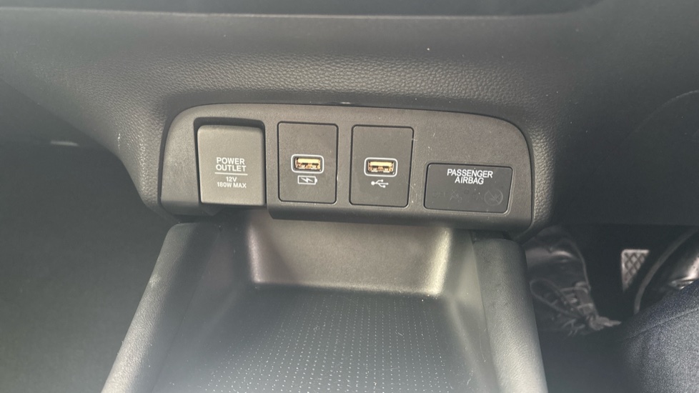 Honda Jazz 1.5 i-MMD Hybrid SR 5dr eCVT Hybrid Hatchback - Image 32