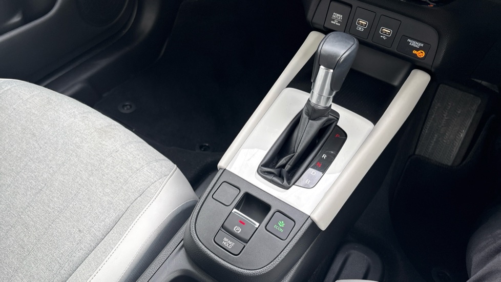 Honda Jazz 1.5 i-MMD Hybrid EX 5dr eCVT Hybrid Hatchback - Image 20