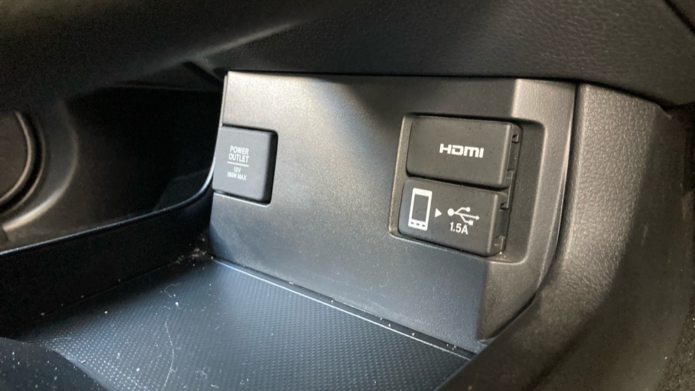 Honda Civic 1.0 VTEC Turbo 126 SR 5dr CVT Petrol Hatchback - Image 24