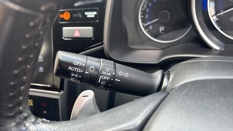 Honda Jazz 1.3 i-VTEC EX Navi 5dr CVT Petrol Hatchback - Image 16