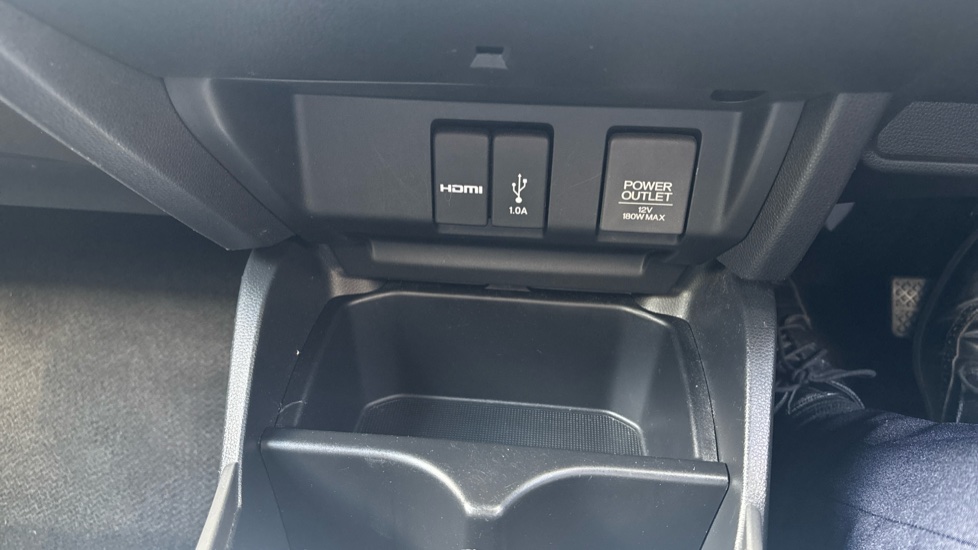 Honda Jazz 1.3 i-VTEC EX Navi 5dr CVT Petrol Hatchback - Image 33