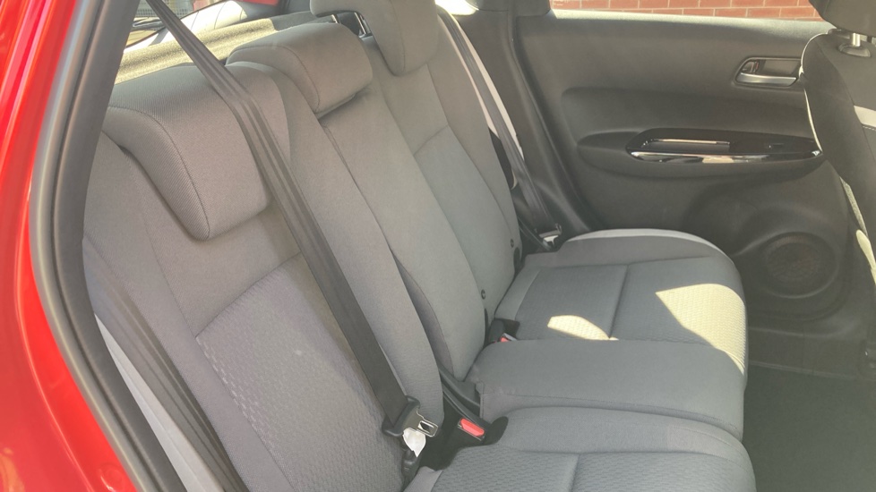 Honda Jazz 1.5 i-MMD Hybrid Crosstar EX 5dr eCVT Hybrid Hatchback - Image 8