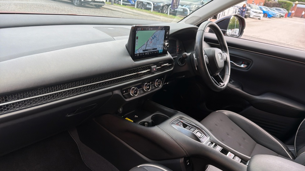 Honda Zr-V 2.0 eHEV Sport 5dr CVT Hybrid Estate - Image 2