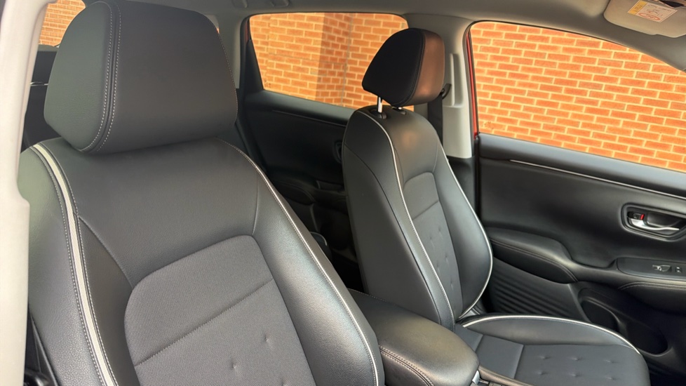 Honda Zr-V 2.0 eHEV Sport 5dr CVT Hybrid Estate - Image 23