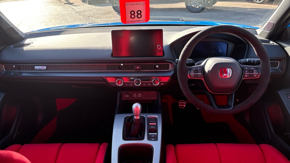 Honda Civic Type R 2.0 VTEC Turbo Type R 5dr Petrol Hatchback - Image 4