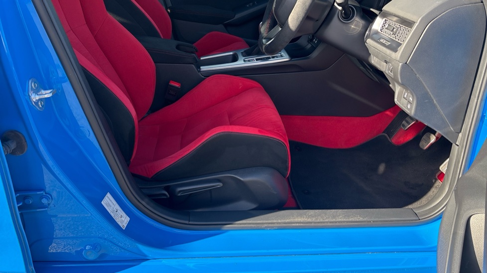 Honda Civic Type R 2.0 VTEC Turbo Type R 5dr Petrol Hatchback - Image 26