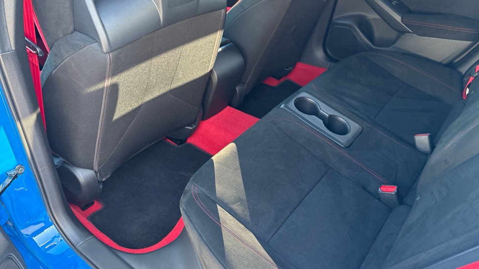Honda Civic Type R 2.0 VTEC Turbo Type R 5dr Petrol Hatchback - Image 36