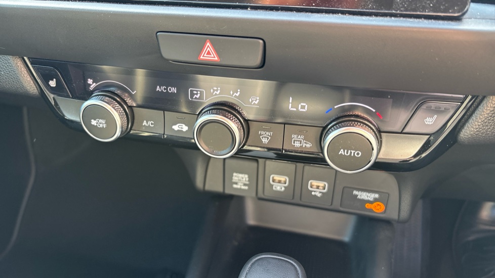 Honda Jazz 1.5 i-MMD Hybrid Advance 5dr eCVT Hybrid Hatchback - Image 17