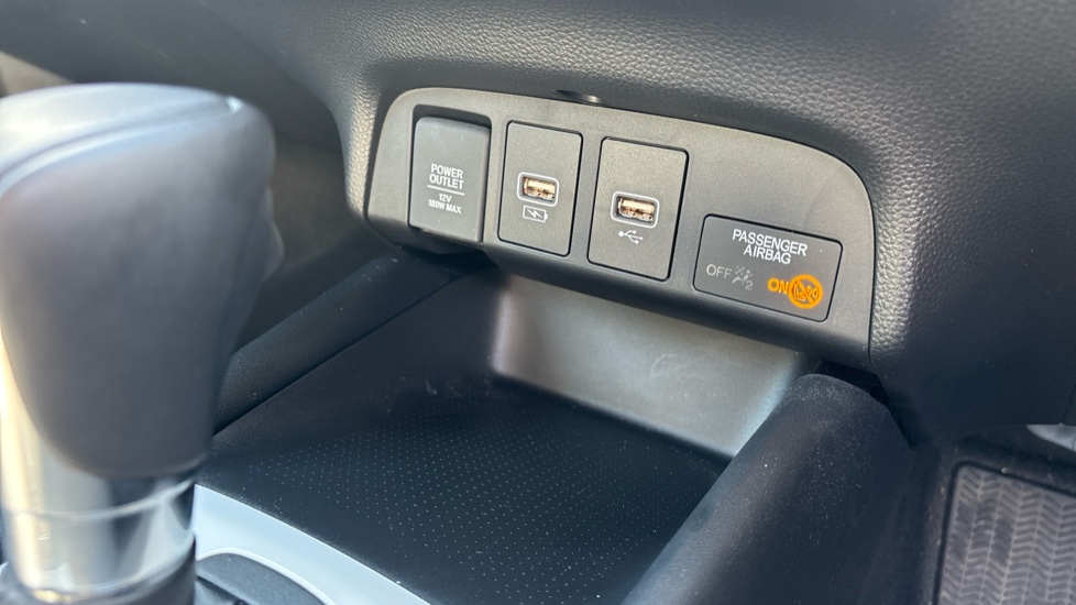 Honda Jazz 1.5 i-MMD Hybrid Advance 5dr eCVT Hybrid Hatchback - Image 18