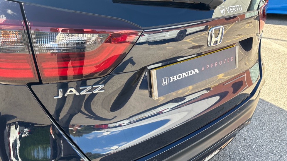 Honda Jazz 1.5 i-MMD Hybrid Advance 5dr eCVT Hybrid Hatchback - Image 35