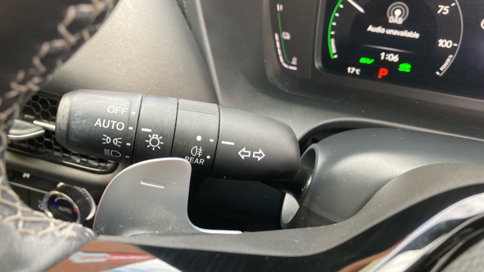 Honda Zr-V 2.0 eHEV Advance 5dr CVT Hybrid Estate - Image 17