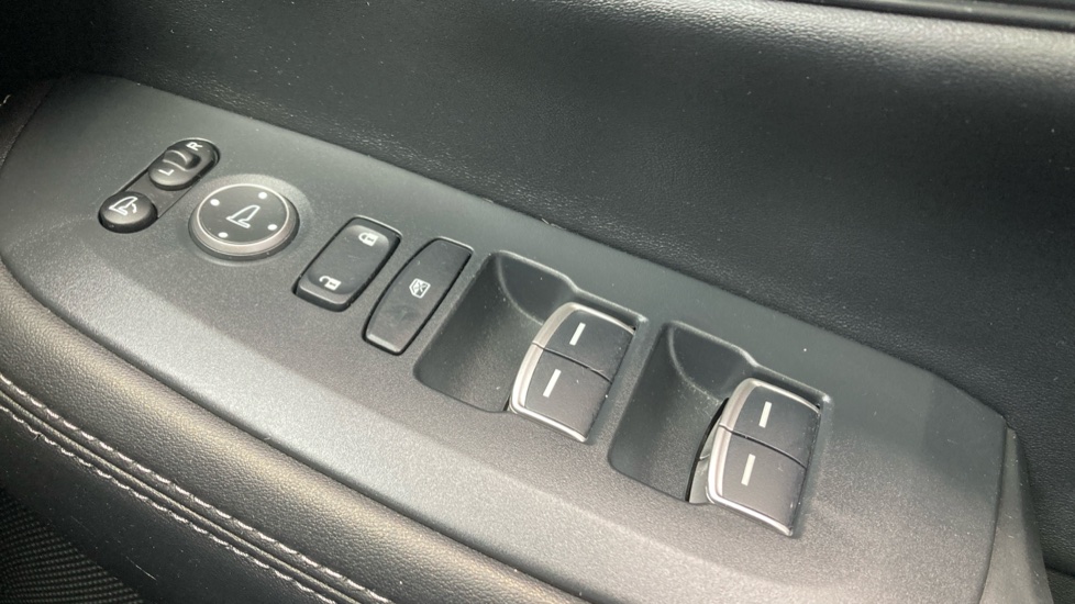 Honda Zr-V 2.0 eHEV Advance 5dr CVT Hybrid Estate - Image 23