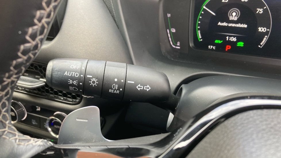 Honda Zr-V 2.0 eHEV Advance 5dr CVT Hybrid Estate - Image 30