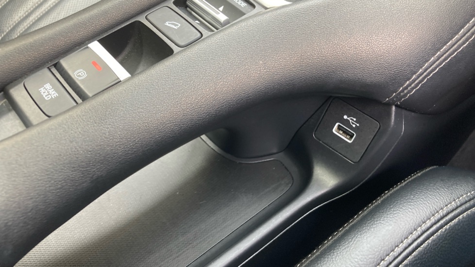 Honda Zr-V 2.0 eHEV Advance 5dr CVT Hybrid Estate - Image 36