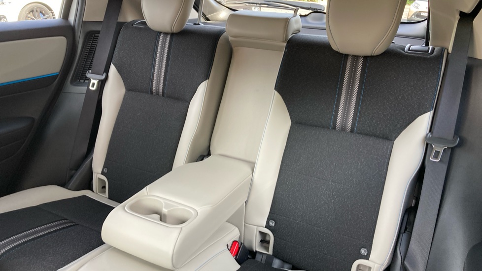 Honda HR-V 1.5 eHEV Advance Style 5dr CVT Hybrid Hatchback - Image 8