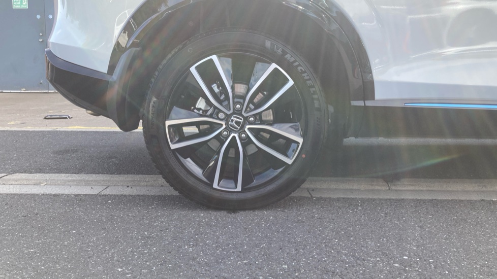 Honda HR-V 1.5 eHEV Advance Style 5dr CVT Hybrid Hatchback - Image 9