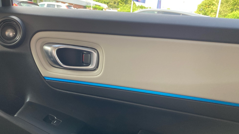 Honda HR-V 1.5 eHEV Advance Style 5dr CVT Hybrid Hatchback - Image 15