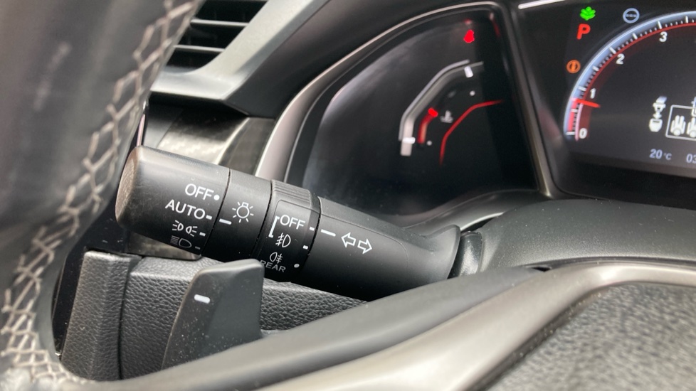 Honda Civic 1.5 VTEC Turbo Sport 5dr CVT Petrol Hatchback - Image 16