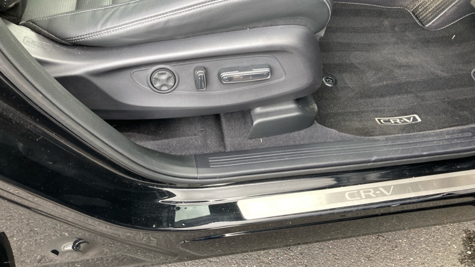 Honda CR-V 2.0 eHEV Elegance 5dr eCVT Hybrid Estate - Image 31