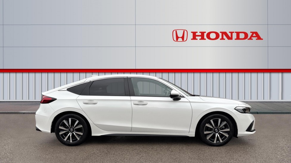 Honda Civic 2.0 eHEV Elegance 5dr CVT Hybrid Hatchback - Image 5