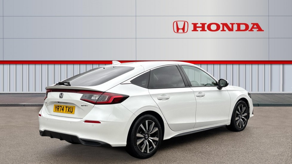 Honda Civic 2.0 eHEV Elegance 5dr CVT Hybrid Hatchback - Image 12