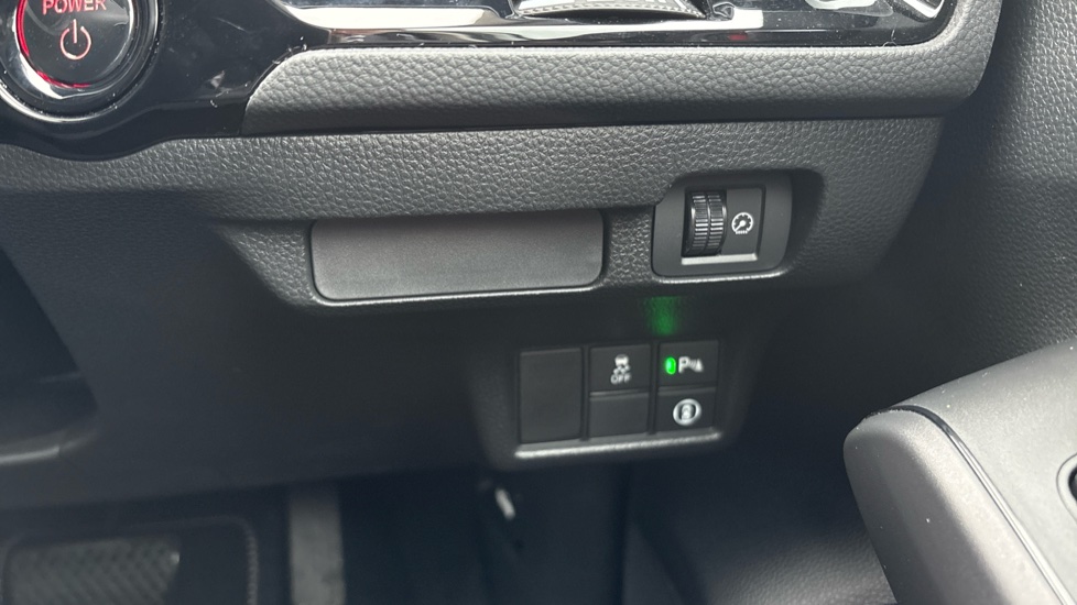 Honda Civic 2.0 eHEV Elegance 5dr CVT Hybrid Hatchback - Image 25