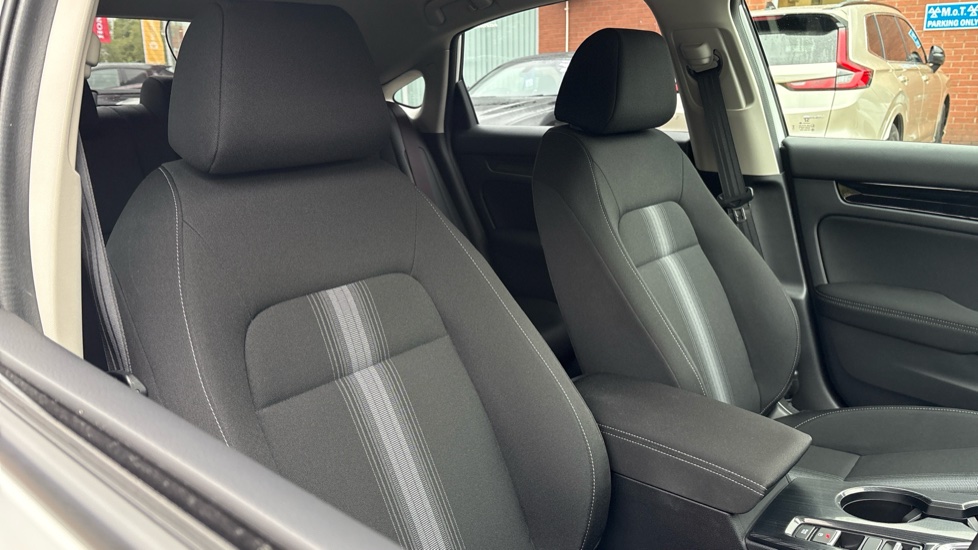 Honda Civic 2.0 eHEV Elegance 5dr CVT Hybrid Hatchback - Image 30