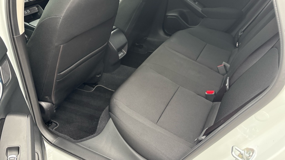 Honda Civic 2.0 eHEV Elegance 5dr CVT Hybrid Hatchback - Image 34