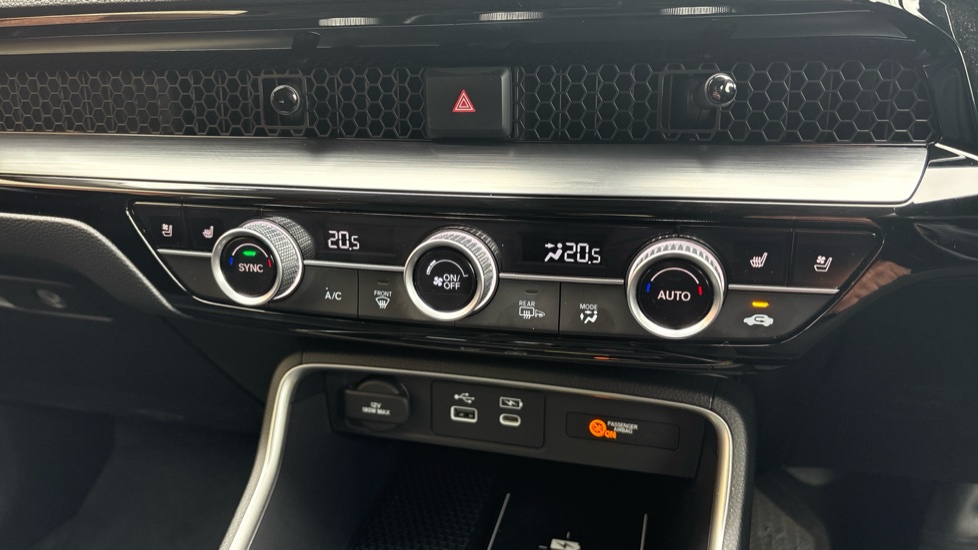 Honda CR-V 2.0 eHEV Advance 5dr eCVT Hybrid Estate - Image 17