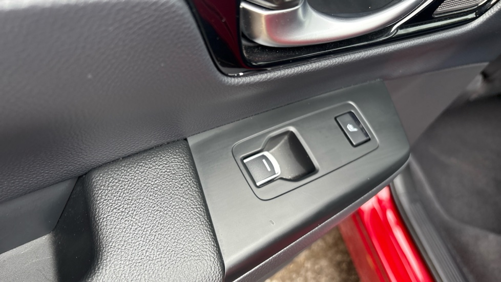 Honda CR-V 2.0 eHEV Advance 5dr eCVT Hybrid Estate - Image 40