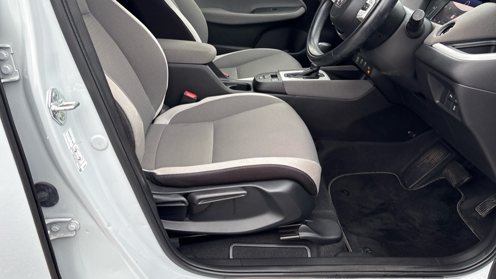 Honda Jazz 1.5 i-MMD Hybrid Crosstar EX 5dr eCVT Hybrid Hatchback - Image 25