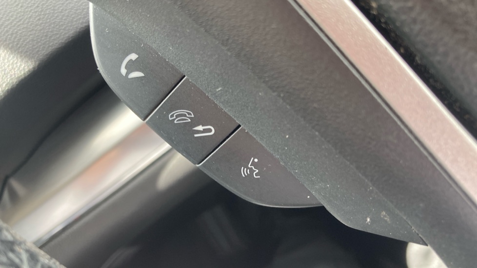 Honda CR-V 2.0 i-VTEC SR 5dr Auto Petrol Estate - Image 29