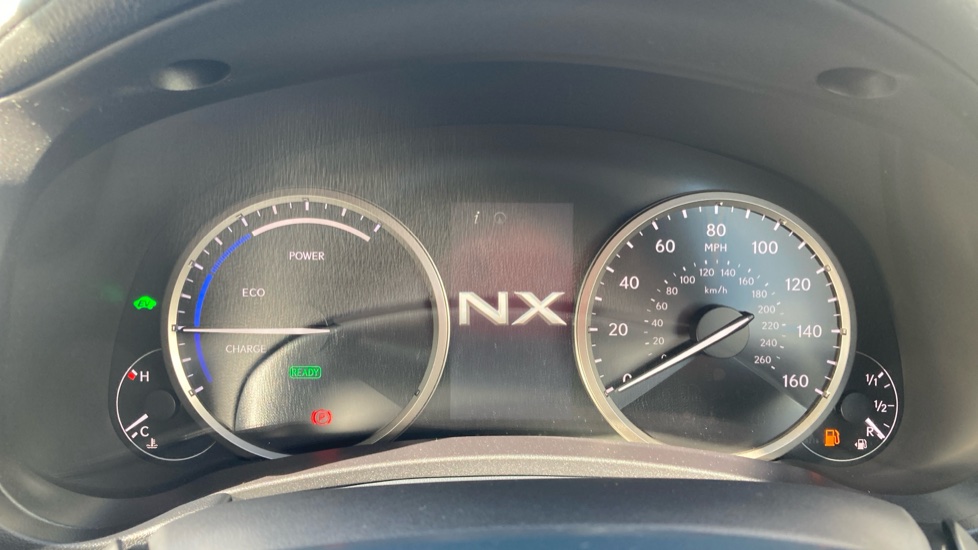Lexus NX 300h 2.5 5dr CVT [8 Inch Nav] Hybrid Estate - Image 11