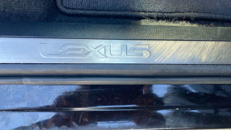 Lexus NX 300h 2.5 5dr CVT [8 Inch Nav] Hybrid Estate - Image 35