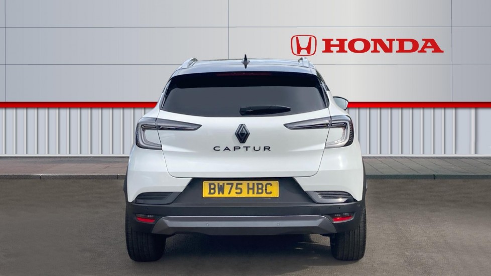 Renault Captur 1.2 TCE 115 Esprit Alpine 5dr Petrol Hatchback - Image 7